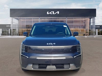 2026 Kia EV9 Light Long Range
