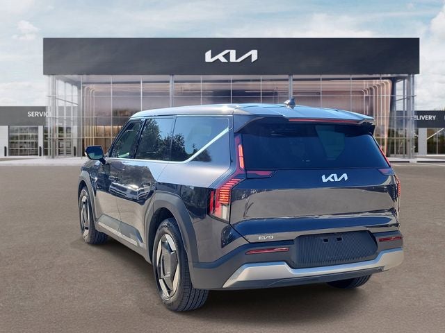 2026 Kia EV9 Light Long Range