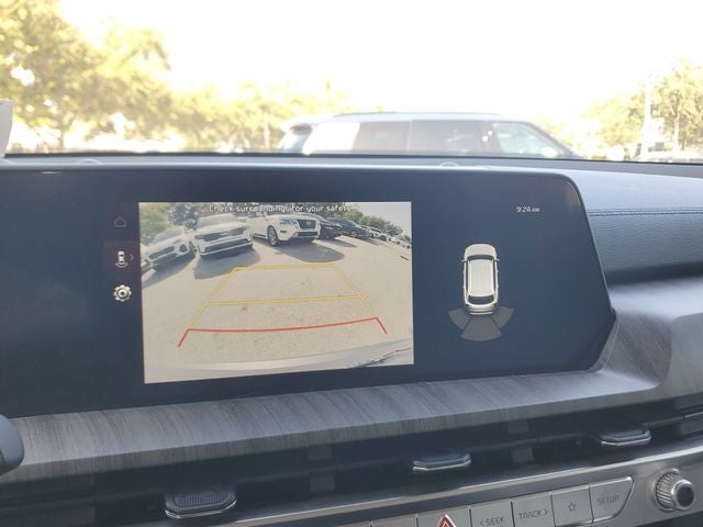 2024 Kia Telluride EX w/ Captain's Chair Package
