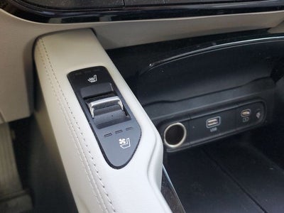 2024 Kia Telluride EX w/ Captain's Chair Package