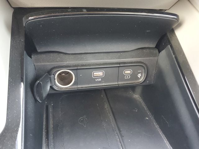 2024 Kia Telluride EX w/ Captain's Chair Package