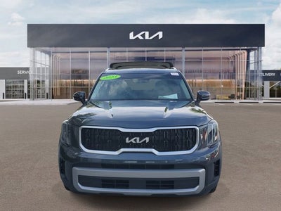 2023 Kia Telluride EX w/ Captain's Chair Package