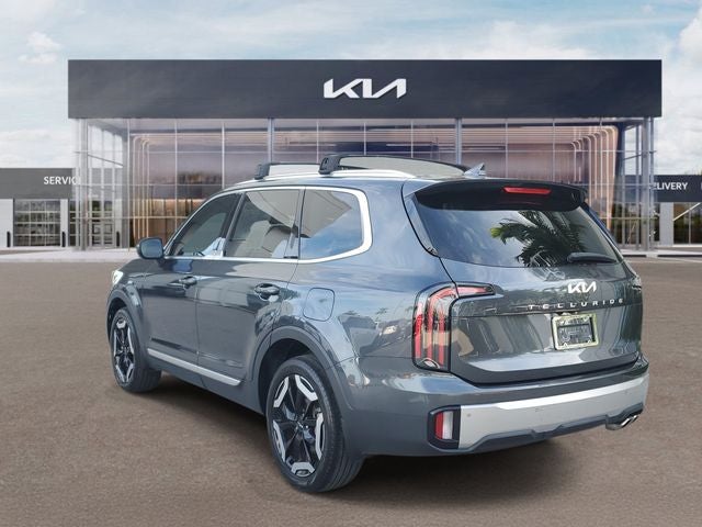 2023 Kia Telluride EX w/ Captain's Chair Package