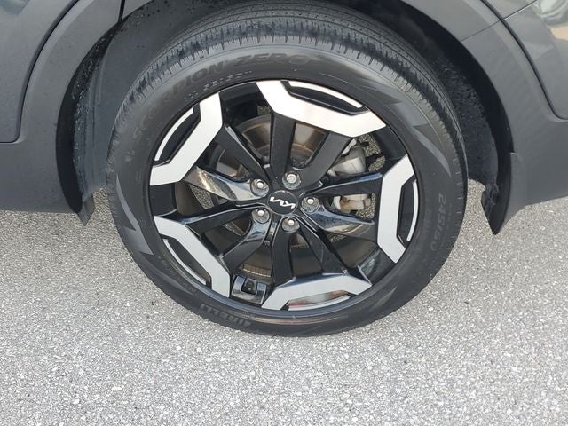 2023 Kia Telluride EX w/ Captain's Chair Package