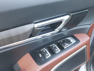 2023 Kia Telluride EX w/ Captain's Chair Package