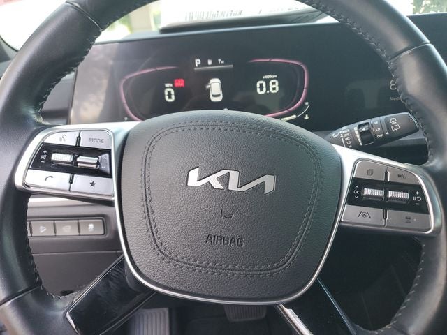 2023 Kia Telluride EX w/ Captain's Chair Package