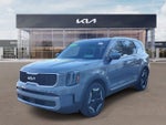 2023 Kia Telluride EX w/ Captain's Chair Package