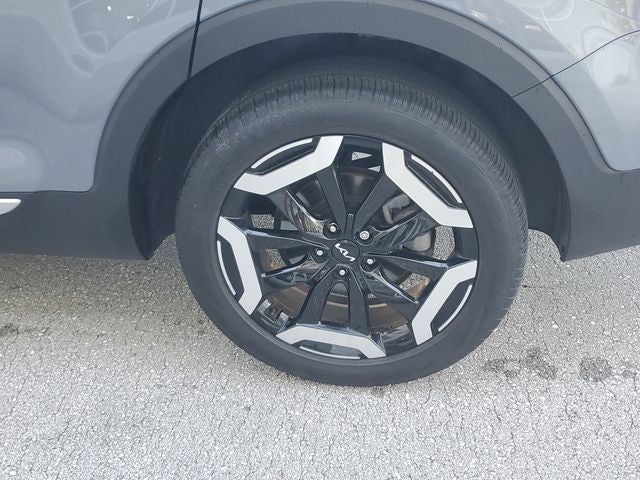 2023 Kia Telluride EX w/ Captain's Chair Package