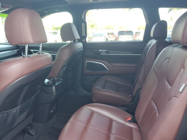 2023 Kia Telluride EX w/ Captain's Chair Package