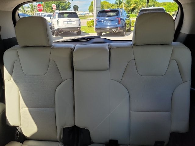 2024 Kia Telluride SX-Prestige AWD w/ Towing Package