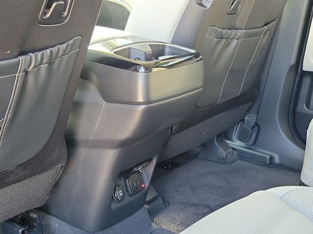 2024 Kia Telluride SX-Prestige AWD w/ Towing Package