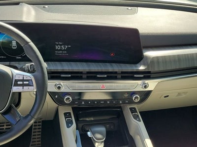 2024 Kia Telluride SX-Prestige AWD w/ Towing Package