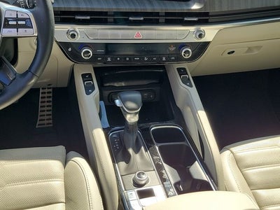 2024 Kia Telluride SX-Prestige AWD w/ Towing Package