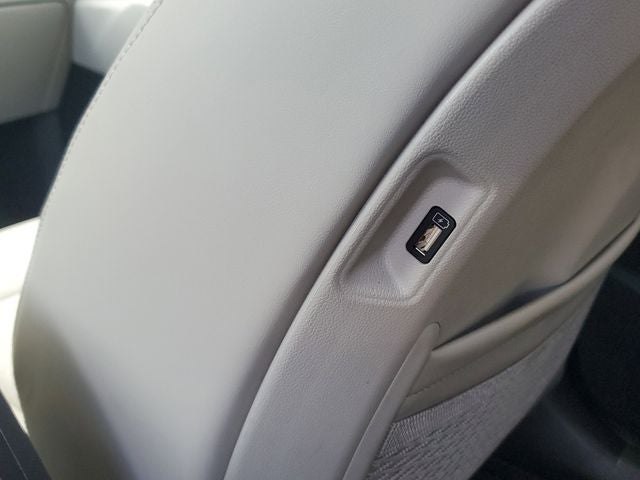 2023 Kia Sorento EX w/ Panoramic Sunroof Package
