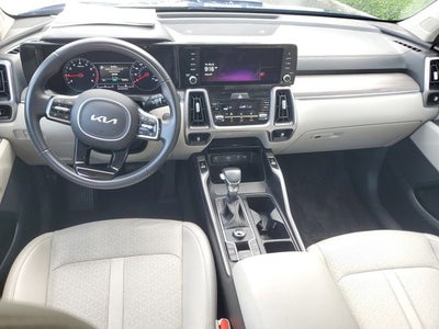 2023 Kia Sorento EX w/ Panoramic Sunroof Package