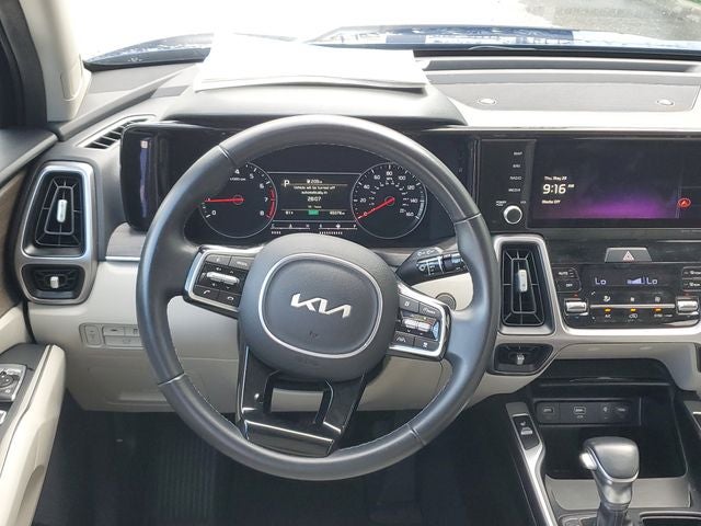 2023 Kia Sorento EX w/ Panoramic Sunroof Package
