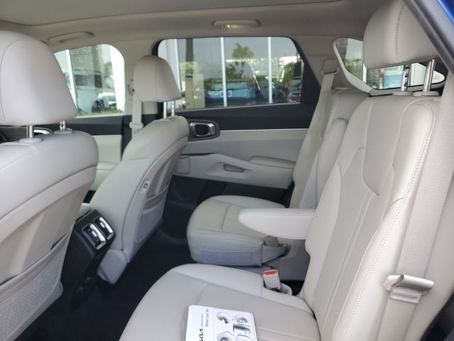 2023 Kia Sorento EX w/ Panoramic Sunroof Package