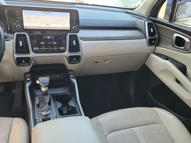 2022 Kia Sorento EX w/ Panoramic Sunroof