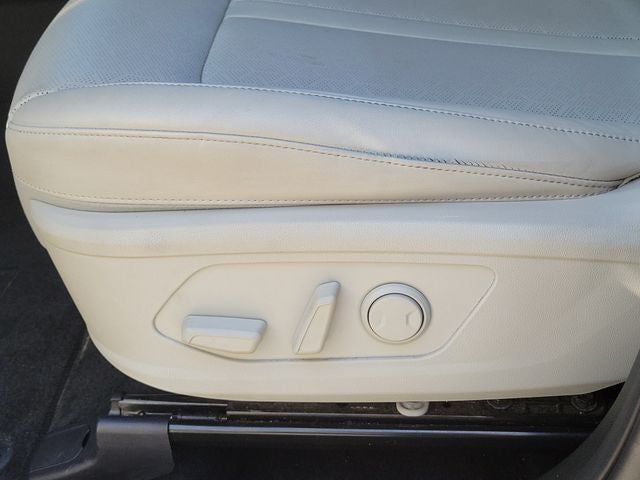 2022 Kia Sorento EX w/ Panoramic Sunroof