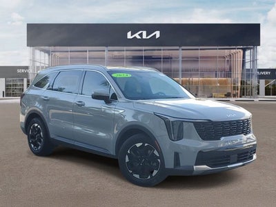 2024 Kia Sorento S w/ Panoramic Sunroof Package