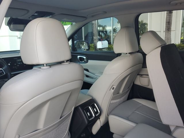 2024 Kia Sorento S w/ Panoramic Sunroof Package