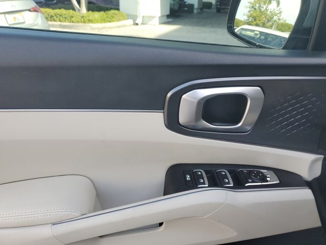 2024 Kia Sorento S w/ Panoramic Sunroof Package