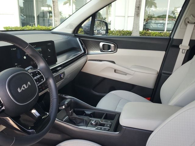 2024 Kia Sorento S w/ Panoramic Sunroof Package