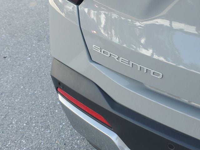 2024 Kia Sorento S w/ Panoramic Sunroof Package