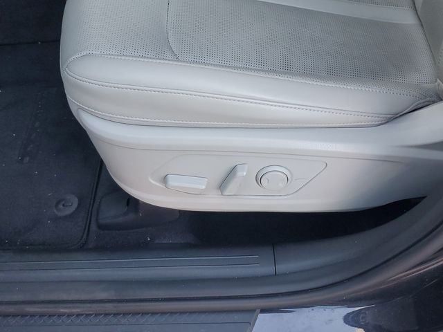 2025 Kia Sorento S w/ Panoramic Sunroof & RSE Package