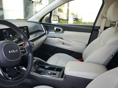 2025 Kia Sorento S w/ Panoramic Sunroof & RSE Package