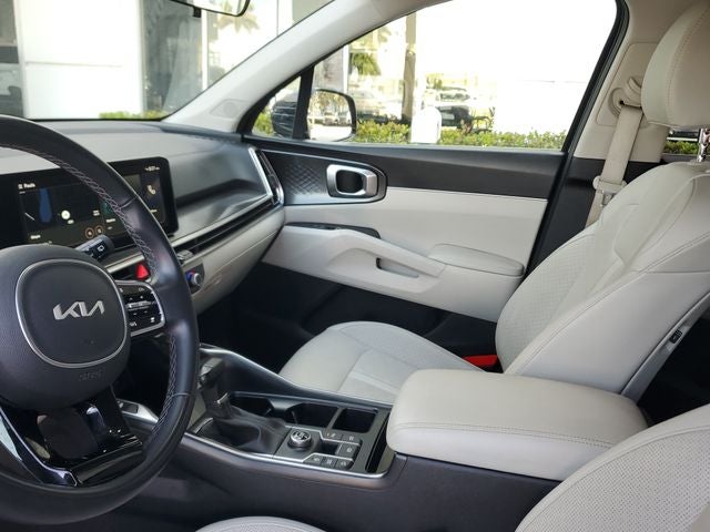 2025 Kia Sorento S w/ Panoramic Sunroof & RSE Package