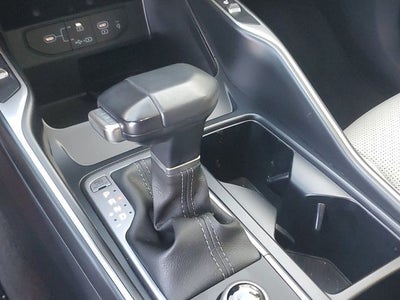 2025 Kia Sorento S w/ Panoramic Sunroof & RSE Package