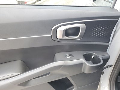 2024 Kia Sorento S w/ Panoramic Sunroof