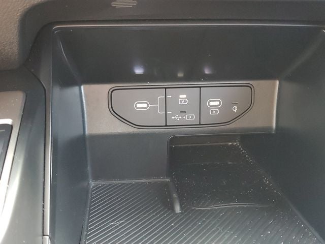 2024 Kia Sorento S w/ Panoramic Sunroof
