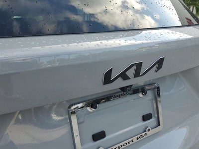 2024 Kia Sorento S w/ Panoramic Sunroof