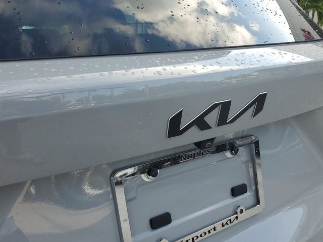 2024 Kia Sorento S w/ Panoramic Sunroof