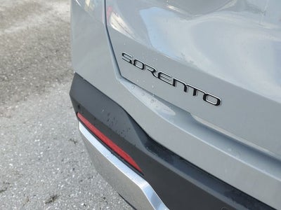 2024 Kia Sorento S w/ Panoramic Sunroof