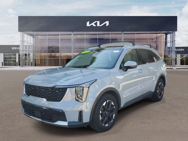 2025 Kia Sorento S w/ Panoramic Sunroof Package