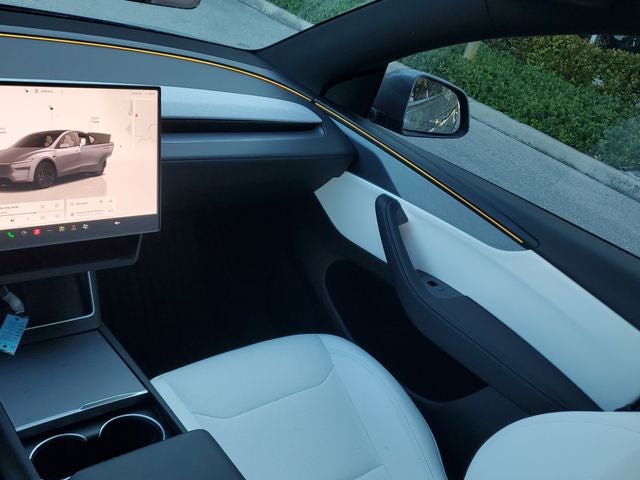 2026 Tesla Model Y Premium