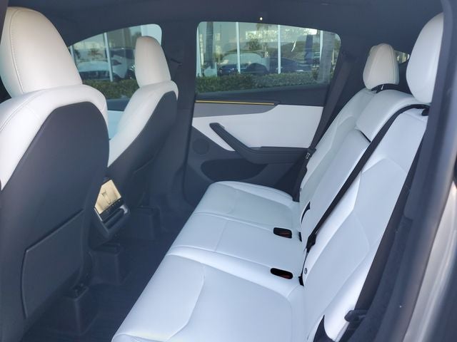 2026 Tesla Model Y Premium