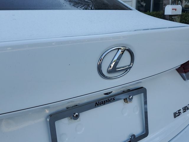 2019 Lexus IS 300 F SPORT