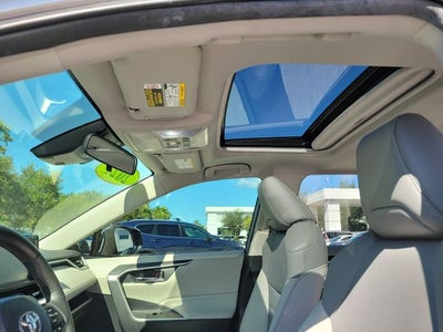 2021 Toyota RAV4 Hybrid XLE Premium AWD