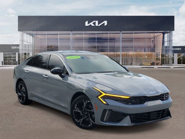 2025 Kia Optima GT-Line FWD's photo