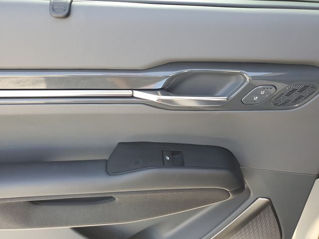 2024 Kia EV9 GT-Line AWD w/ VIP Relaxation Package
