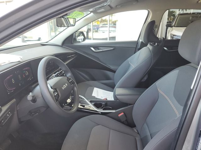 2024 Kia Niro LX