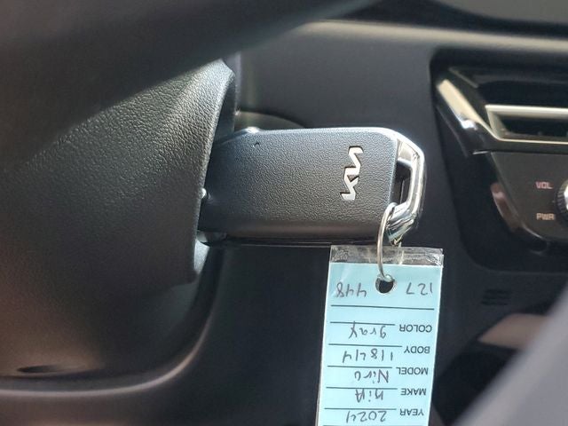 2024 Kia Niro LX