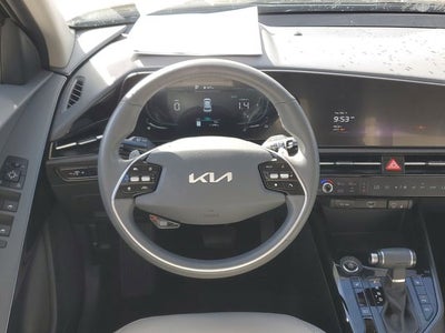 2023 Kia Niro EX