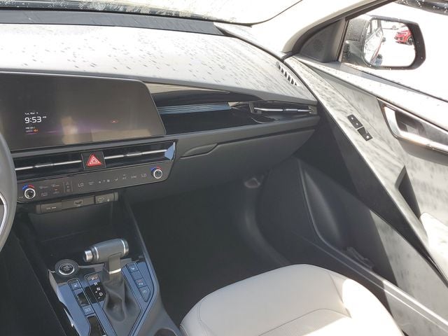 2023 Kia Niro EX