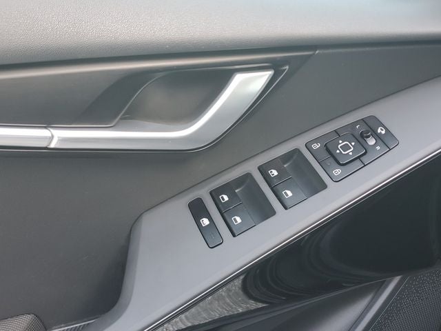 2024 Kia Niro EX Touring