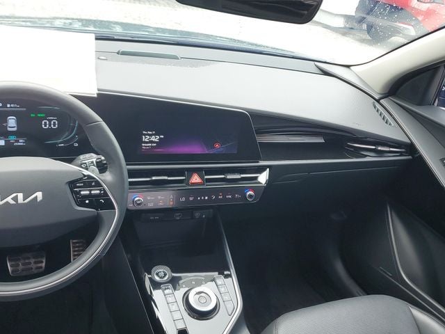 2023 Kia Niro Plug-In Hybrid SX